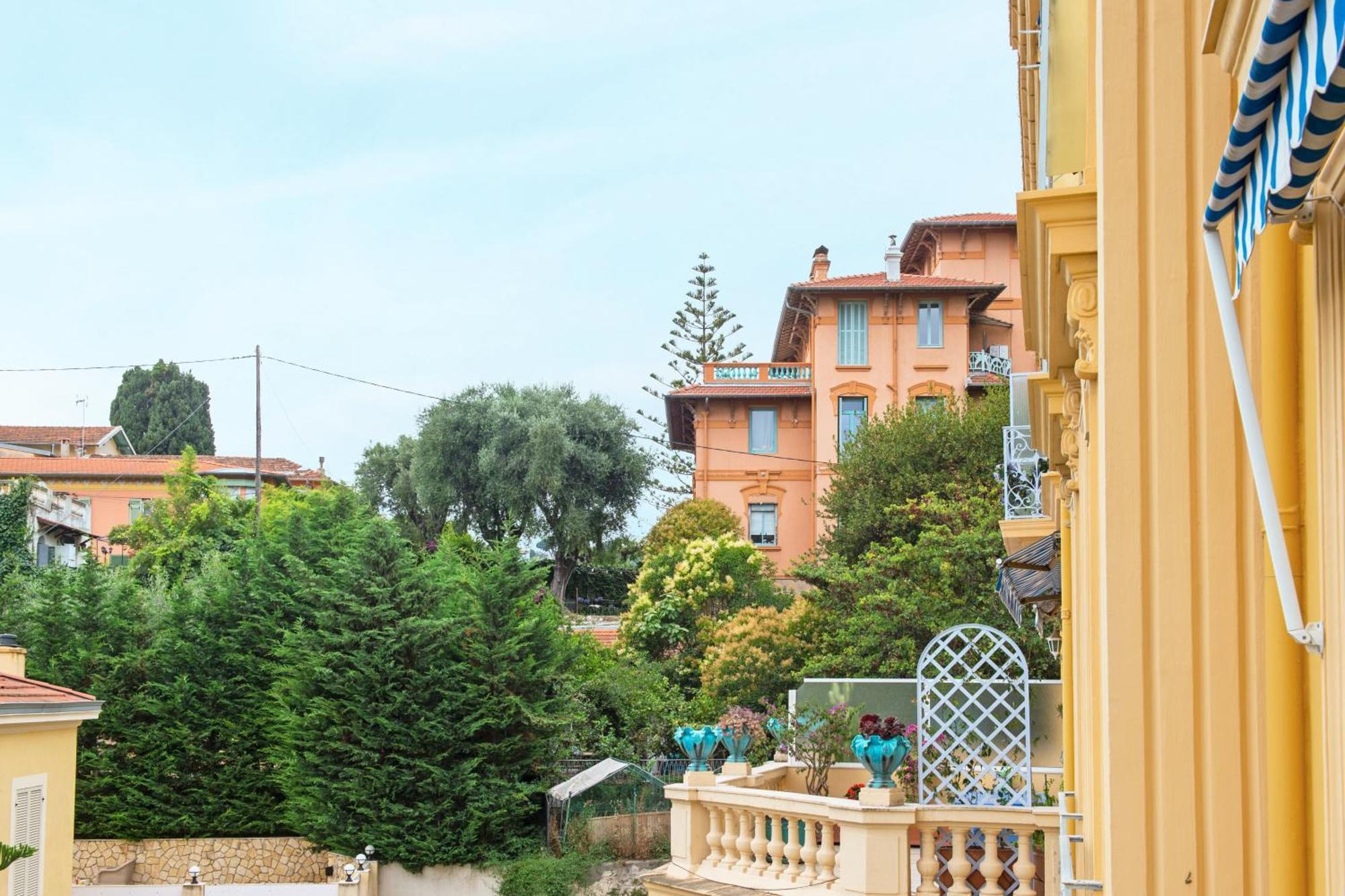 Mont Fleuri- Somptueux 2 Pieces - Parking - Menton Apartment Luaran gambar