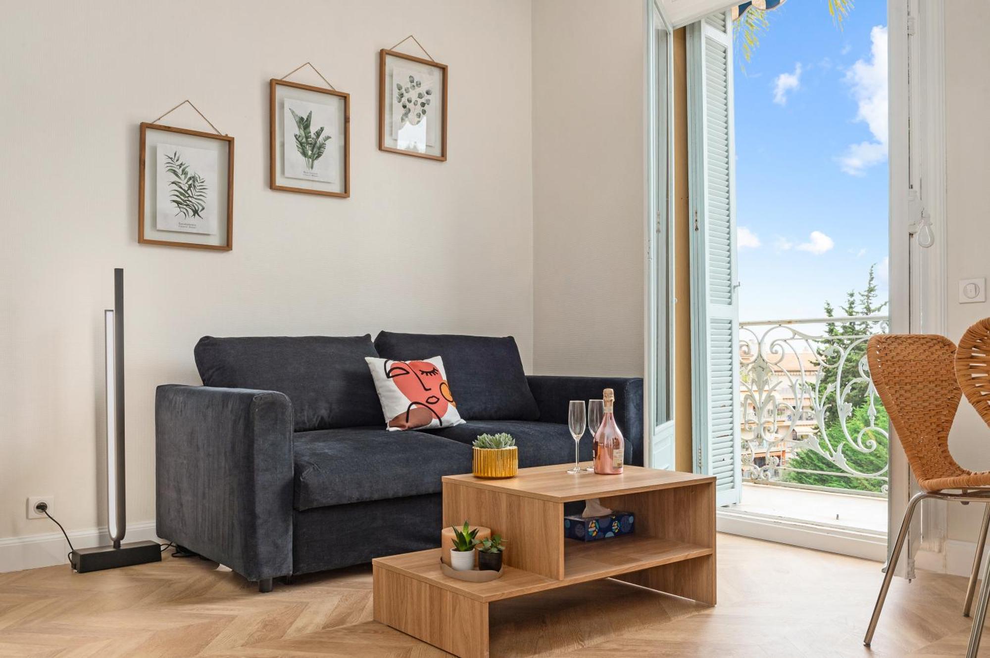 Mont Fleuri- Somptueux 2 Pieces - Parking - Menton Apartment Luaran gambar