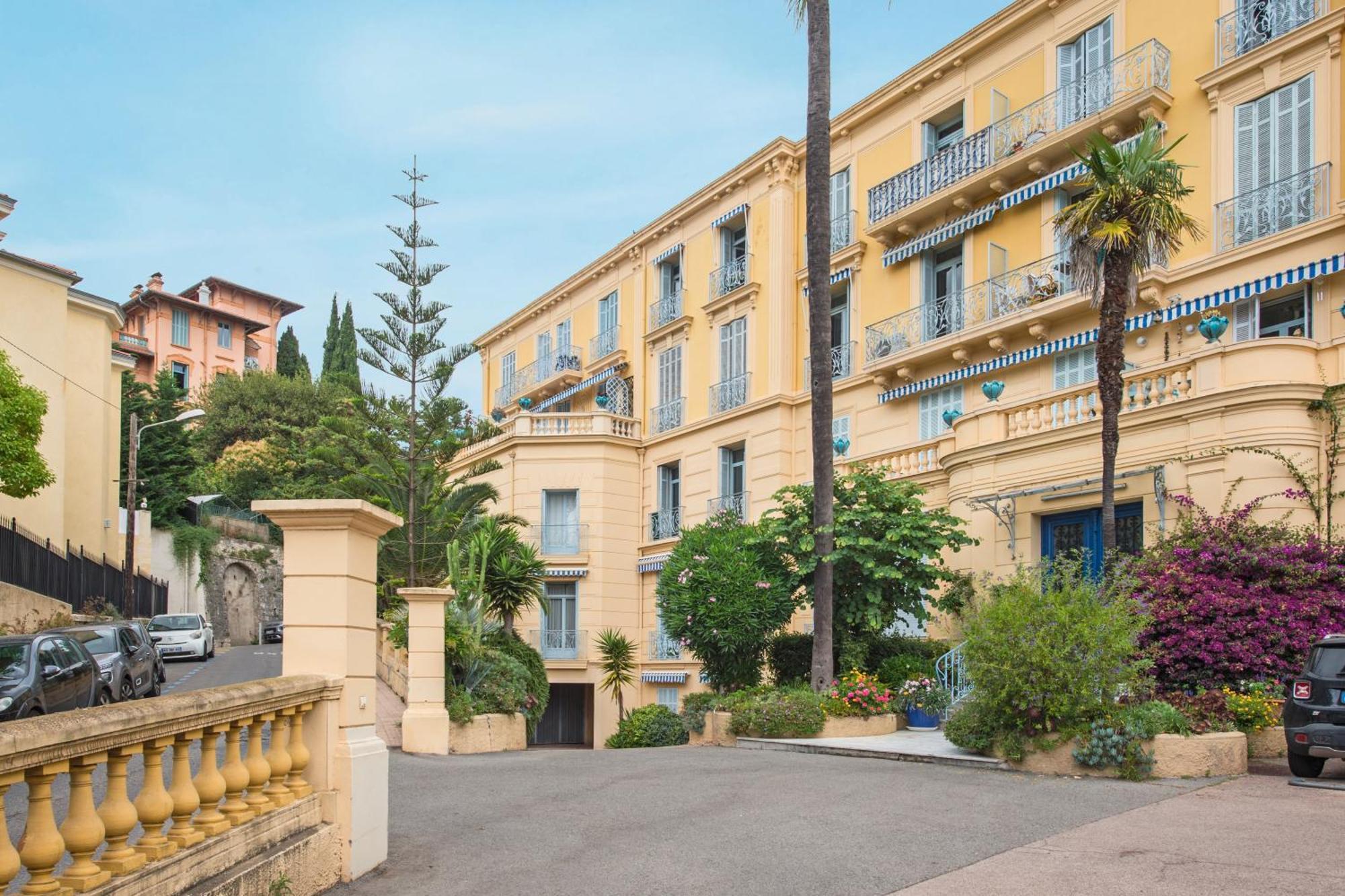 Mont Fleuri- Somptueux 2 Pieces - Parking - Menton Apartment Luaran gambar